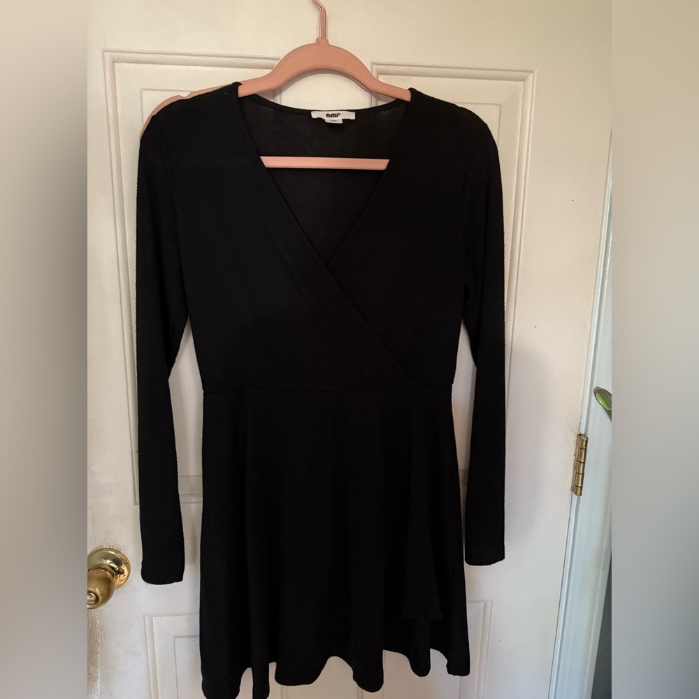 Elegant Black Long Sleeve Dress